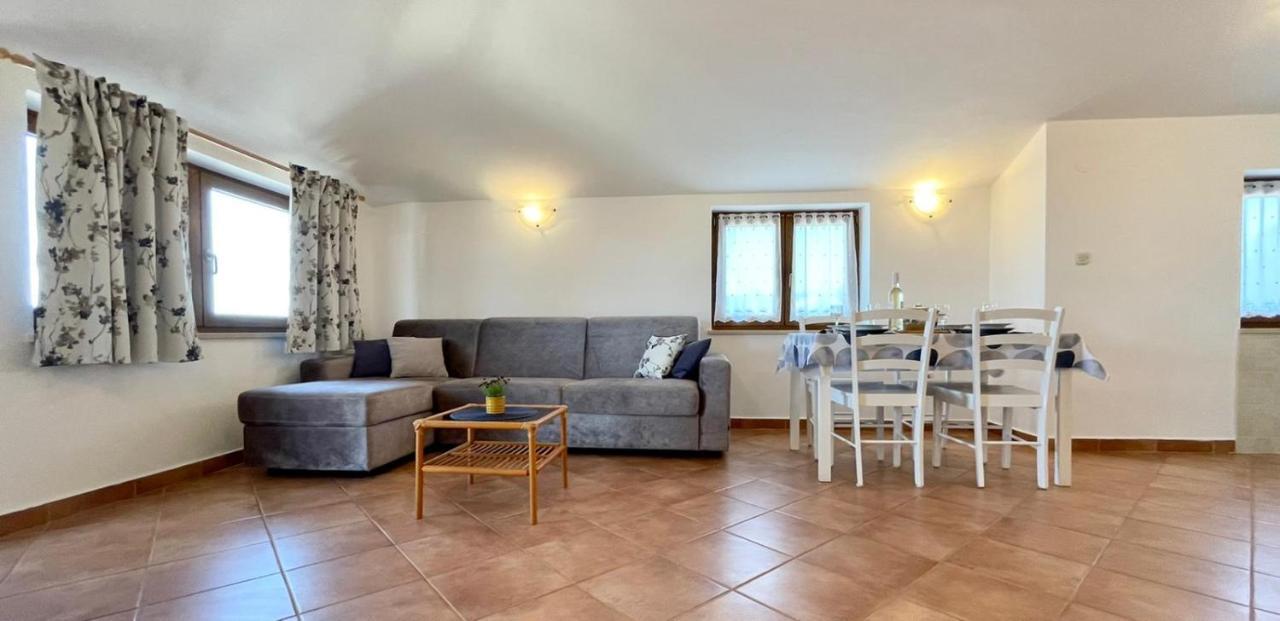 Apartments Ladonja メドゥリン エクステリア 写真